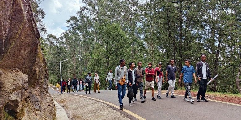 Entoto Peace Walk participants hiking and engaging in peace dialogue